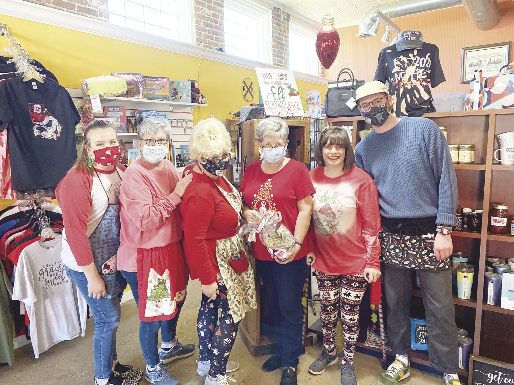 Chamber, Whistlin’ Dixie holds fundraiser for CHARLTON CARES